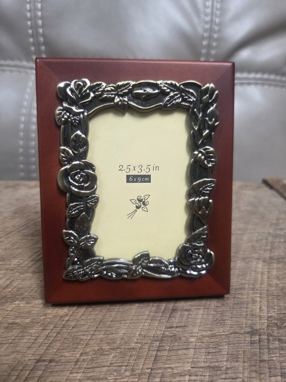 Vintage Weston Gallery Floral Mini Frame ~ Bin Q